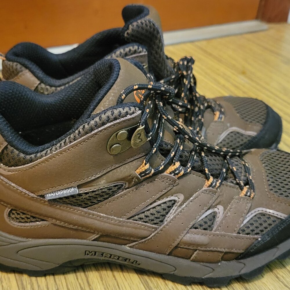 EUC Merrell Youth Moab 3 Mid Waterproof Hiking Boots Size 5W
